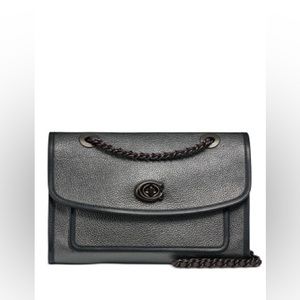 Coach
METALLIC LEATHER BINDING SOFT PARKER SHOULDER BAG. Excellent condition.